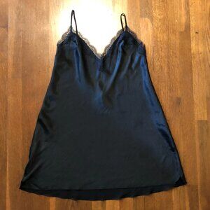 Victoria’s Secret Black Satin & Lace Chemise (L) - Elegant & Sultry